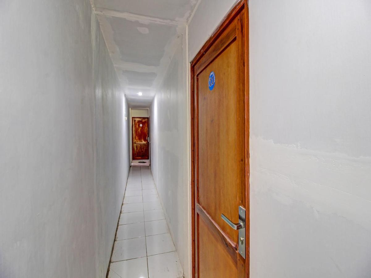 Capital O 91690 Moza Guest House Klaten Екстер'єр фото